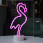 LÁMPARA DE MESA 4D A PILAS FORMA DE FLAMENGO